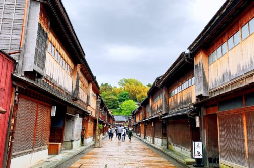 kanazawa higashi chaya district